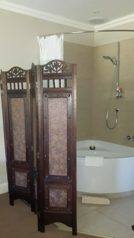 La Pension Guesthouse - Room 4 - Verandah Room